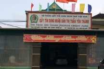 Bắt nguyên Giám đốc Quỹ tín dụng về tội lập khống hồ sơ vay vốn