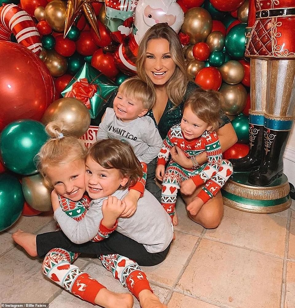 Sao trang trí nhà cửa rất đẹp trong mùa giáng sinh - 15 Sao trang trí nhà cửa rất đẹp trong mùa giáng sinh - 15