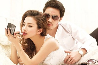 Đưa bạn gái đi ăn cưới, tôi ê chề khi biết yêu phải "nữ hoàng thế giới đêm"