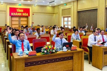 Hỗ trợ mỗi hộ nghèo 120 triệu đồng để xây nhà "3 cứng"