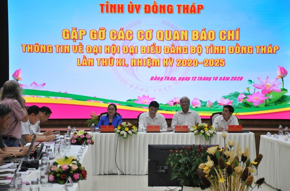 Ban Thường vụ Tỉnh ủy Đồng Tháp khóa 11 dự kiến có cán bộ dưới 40 tuổi - 1 Ban Thường vụ Tỉnh ủy Đồng Tháp khóa 11 dự kiến có cán bộ dưới 40 tuổi - 1