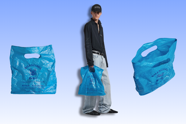 Túi hàng hiệu giá 27 triệu đồng, trông nhăn nhúm như túi nylon đi siêu thị