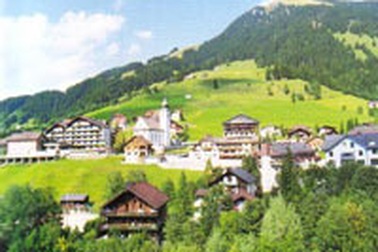 Thực tập có trả lương - Trường Quản trị du lịch và khách sạn quốc tế HTMi