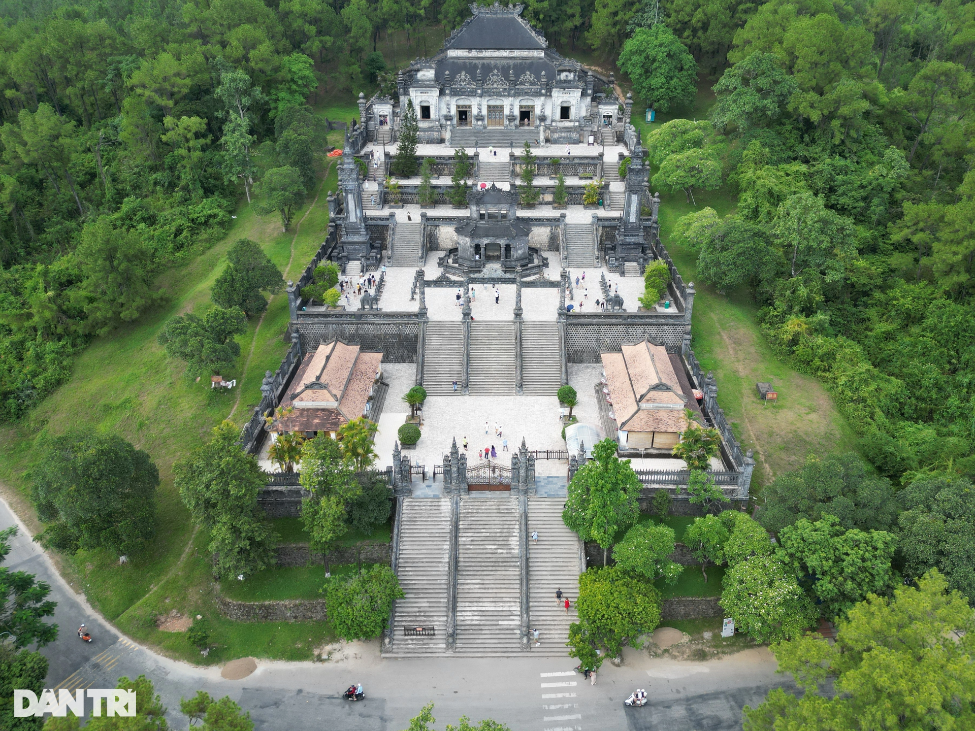 Chiêm ngưỡng đô thị Huế với 7 di sản thế giới từ trên cao - 7 Chiêm ngưỡng đô thị Huế với 7 di sản thế giới từ trên cao - 7