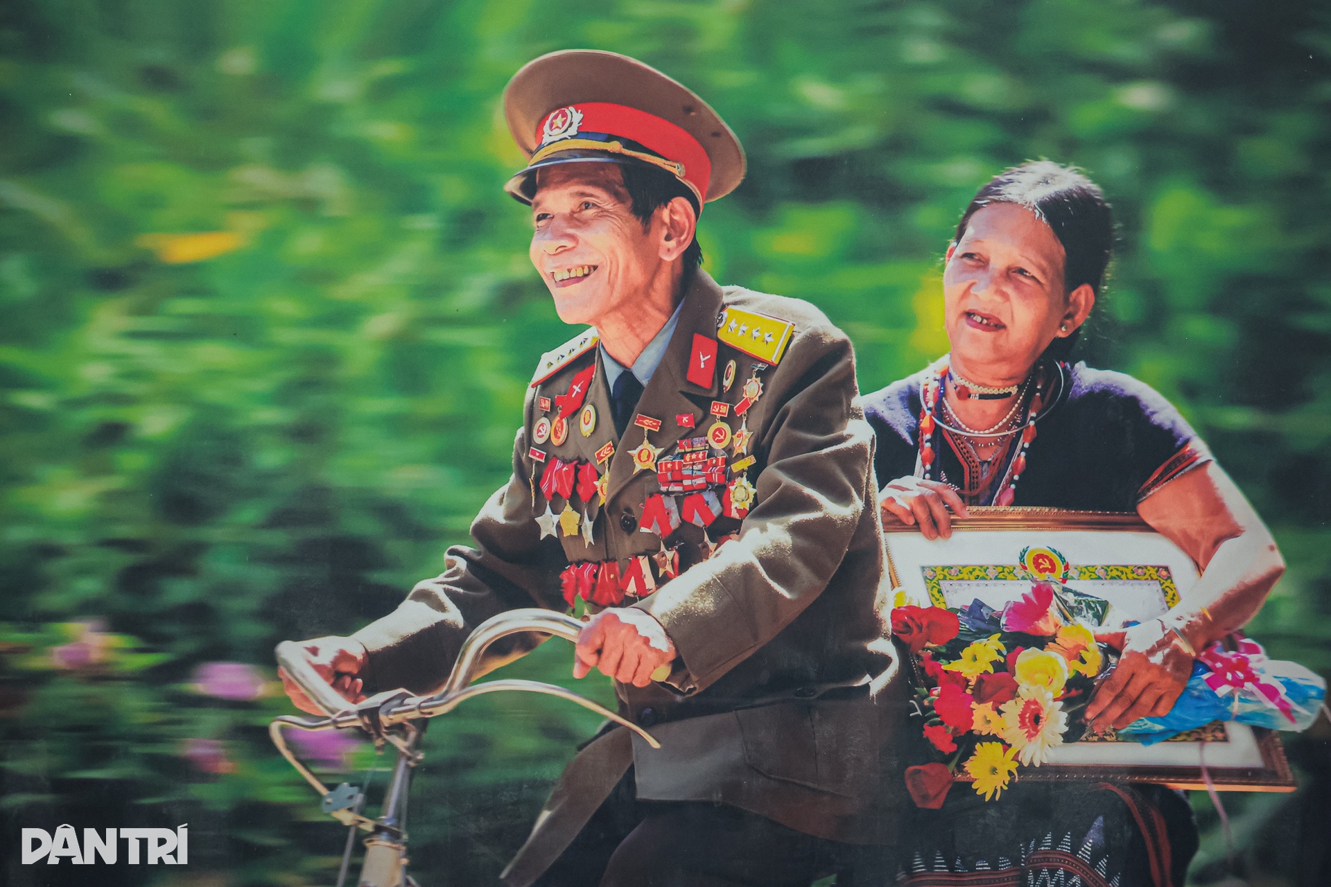 Bohaterska historia narodowa poprzez serię obrazów i zdjęć nagrodzonych nagrodami szlacheckimi - 15 Lịch sử dân tộc hào hùng qua loạt tranh, ảnh đoạt giải thưởng cao quý - 15