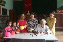 Lợn đất nuôi giấc mơ cho học sinh nghèo đến trường