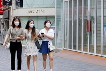 Các nơi trên thế giới dùng chiến lược nào để đối phó Covid-19?