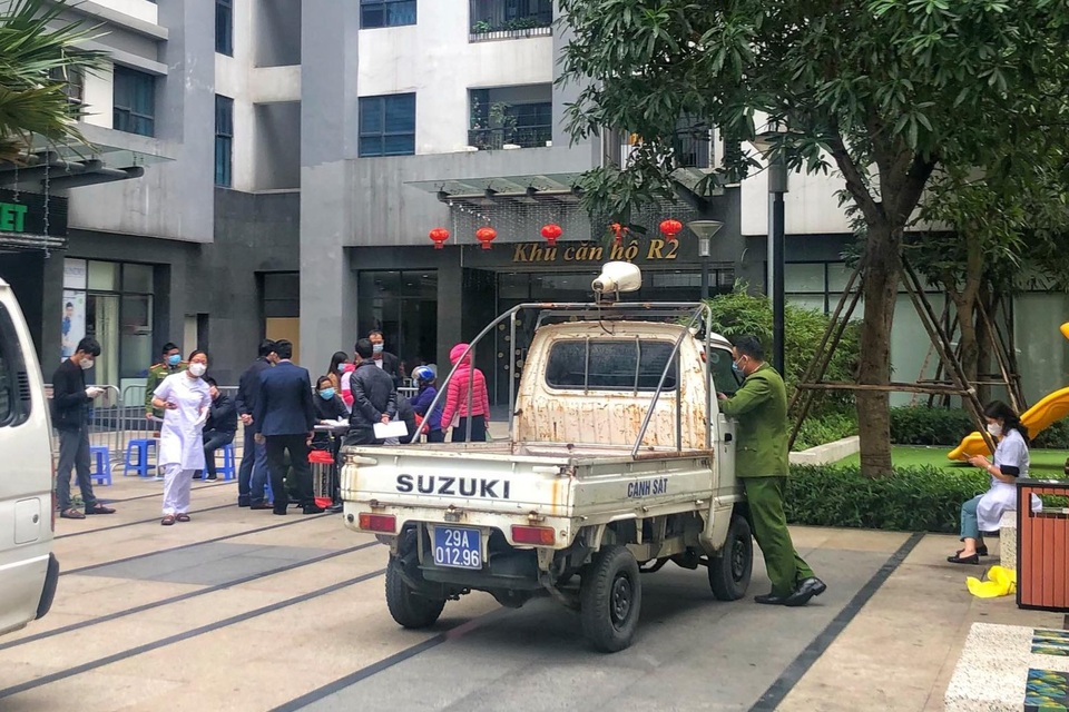 Hà Nội phong tỏa tòa nhà ở Goldmark City vì có người ngoại quốc tử vong - 1 Hà Nội phong tỏa tòa nhà ở Goldmark City vì có người ngoại quốc tử vong - 1
