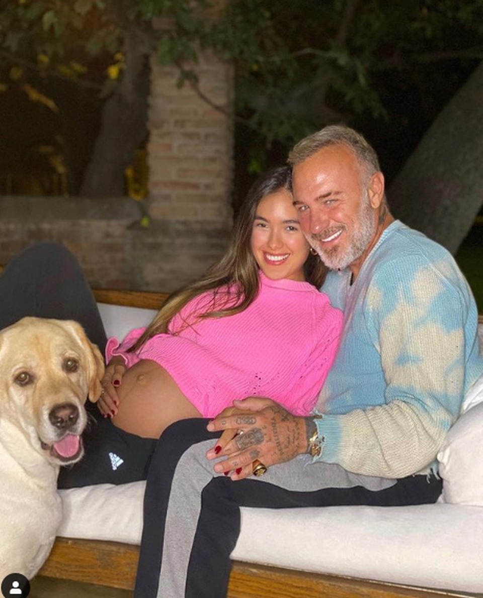 Tay chơi Gianluca Vacchi lên chức bố ở tuổi 53 - 8 Tay chơi Gianluca Vacchi lên chức bố ở tuổi 53 - 8