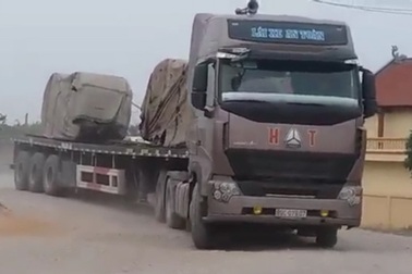 Xuất hiện đoàn xe “khủng” lộng hành liên tỉnh