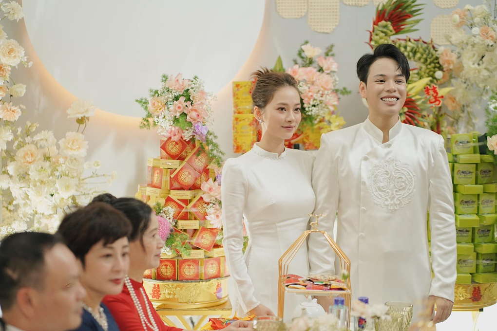 Hot girl Trương Hoàng Mai Anh và ca sĩ JayKii bất ngờ tổ chức lễ cưới - 1 Hot girl Trương Hoàng Mai Anh và ca sĩ JayKii bất ngờ tổ chức lễ cưới - 1