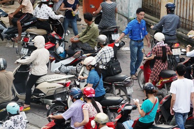 Hà Nội: Thay đổi giờ học không ảnh hưởng tới SV