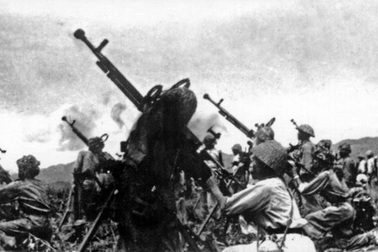 Pháo cao xạ "dệt lưới lửa" ngăn máy bay địch ở Điện Biên Phủ