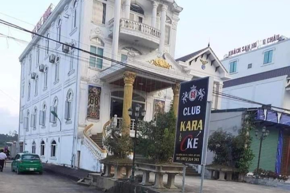 9 nữ nhân viên quán karaoke hoạt động chui mắc Covid-19 - 1 9 nữ nhân viên quán karaoke hoạt động chui mắc Covid-19 - 1