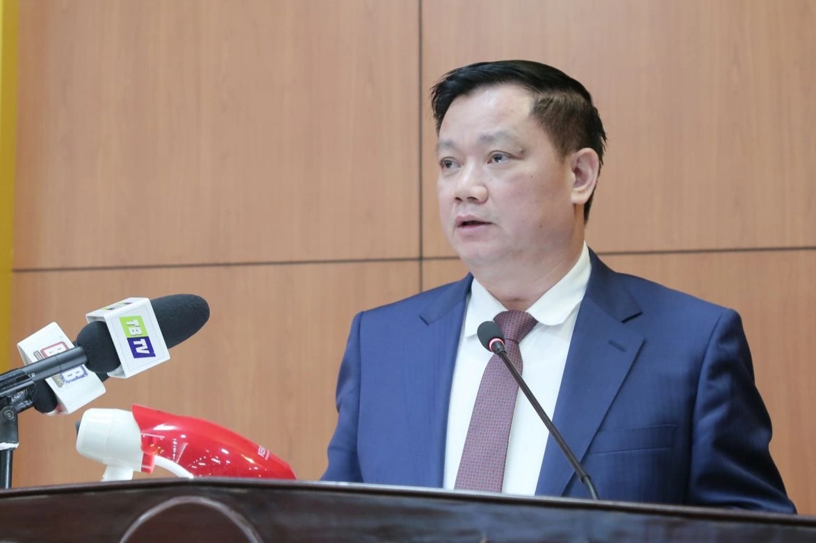 Thai Binh menggabungkan 10 departemen untuk membentuk 5 departemen baru - 2 Thái Bình hợp nhất 10 sở để thành lập 5 sở mới - 2