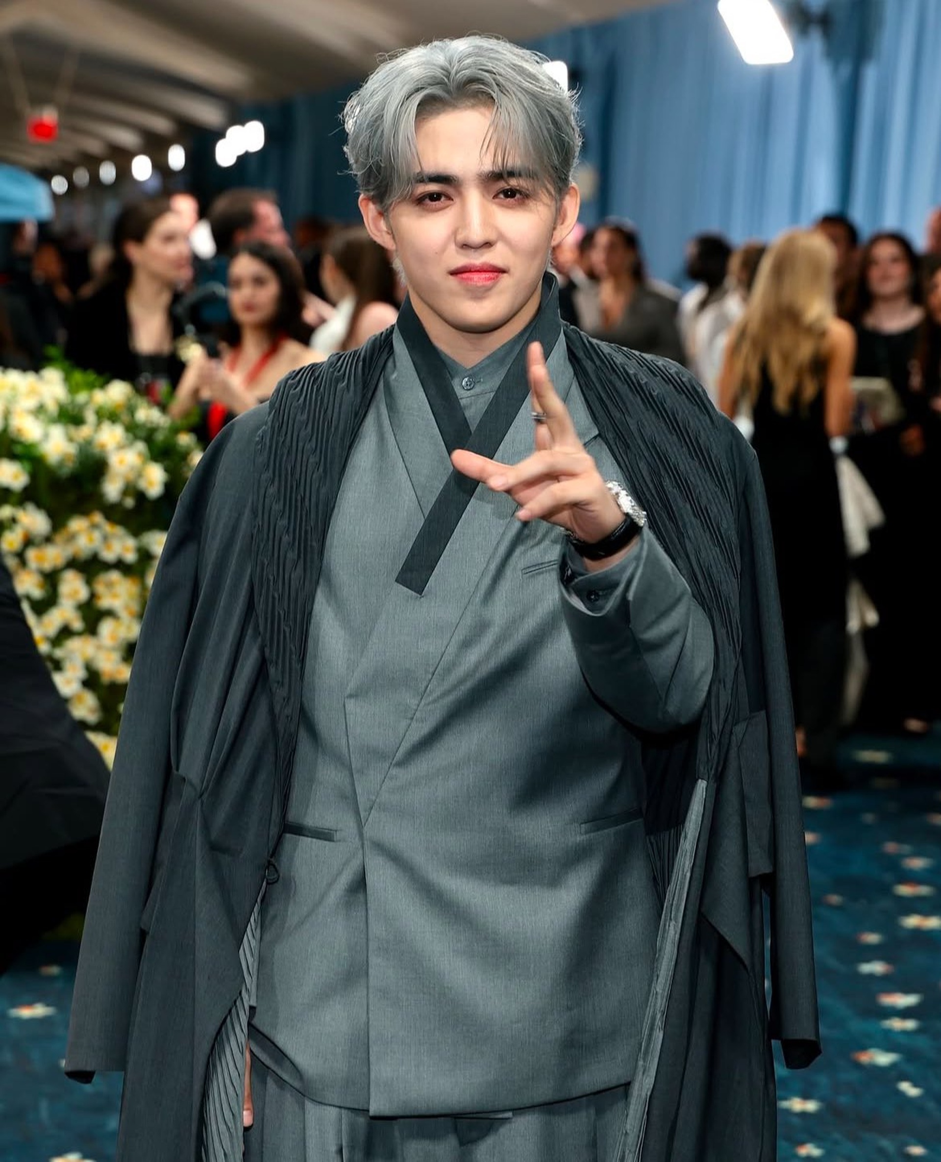 Lisa diện mốt nội y gợi cảm, đối lập với Jennie kín đáo tại Met Gala - 24 Lisa diện mốt nội y gợi cảm, đối lập với Jennie kín đáo tại Met Gala - 24