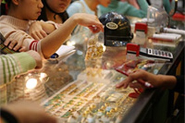 Vàng “dưỡng sức” để bứt phá