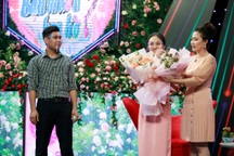 Đem hoa héo tặng bạn gái, chàng trai gây "sốc" và sự thật ngọt ngào ẩn sau