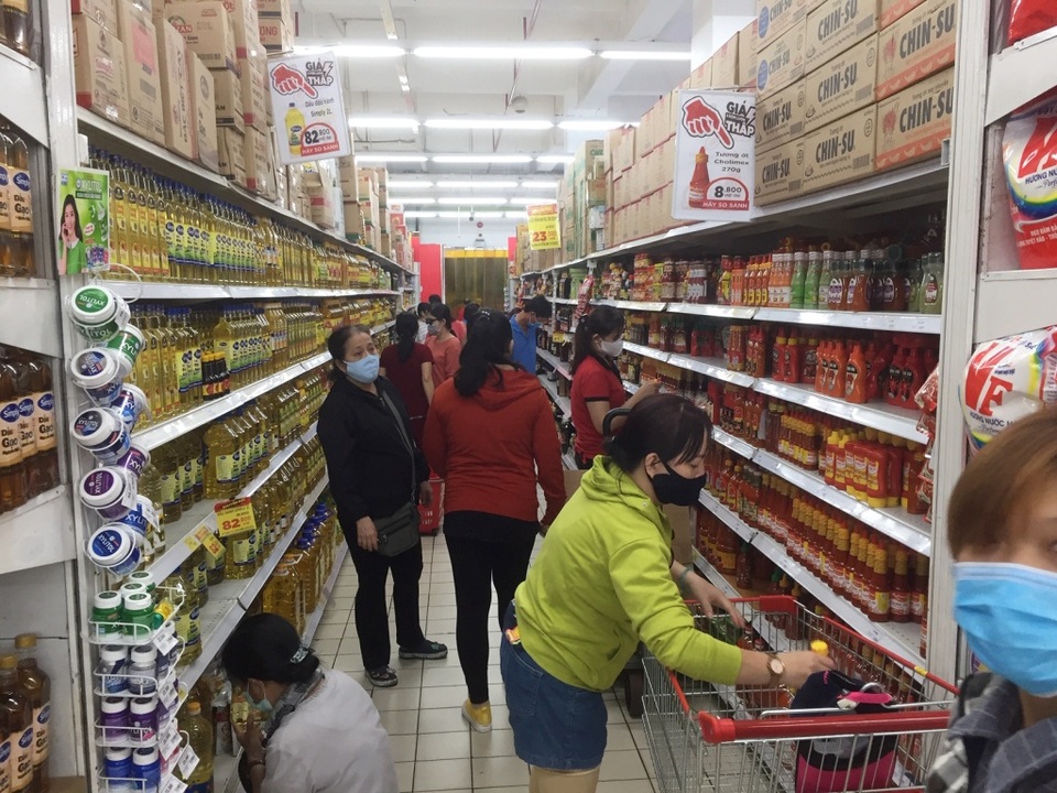 Hàng hóa ở nhiều thành phố lớn vẫn dồi dào, người dân không cần tích trữ - 5 Hàng hóa ở nhiều thành phố lớn vẫn dồi dào, người dân không cần tích trữ - 5