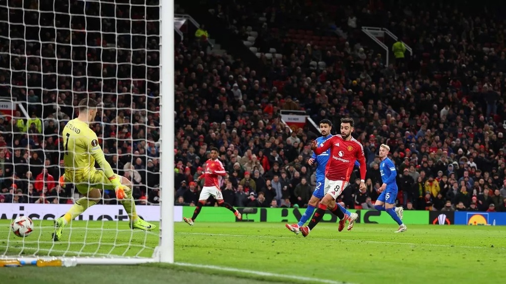 HLV Ruben Amorim tiết lộ bí quyết giúp Man Utd đánh bại Rangers - 3