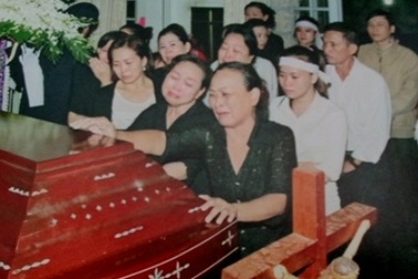 Vụ sản phụ tử vong: Thành viên trong Hội đồng chuyên môn là chồng bác sĩ phẫu thuật