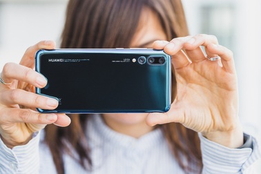 Huawei vượt “táo khuyết” thành thương hiệu smartphone thứ 2 toàn cầu