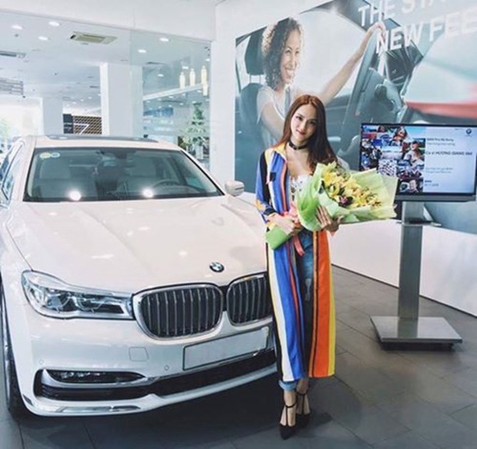 Khối tài sản đáng ngưỡng mộ của Hoa hậu Hương Giang ở tuổi 29 - 4 Khối tài sản đáng ngưỡng mộ của Hoa hậu Hương Giang ở tuổi 29 - 4