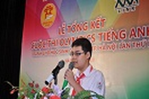 Trao giải cuộc thi Olympic Tiếng Anh học sinh THCS toàn Hà Nội