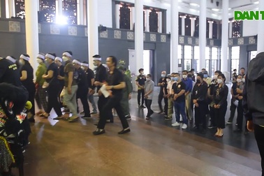 Dàn diễn viên "Người phán xử" xúc động tiễn biệt "Hùng Cá rô" Vũ Hải