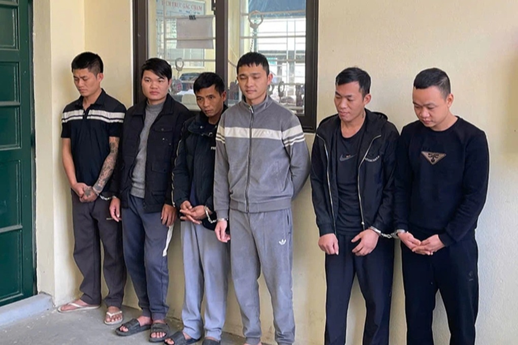 Nhóm người chuyên mang vỏ chai bia, dao phóng lợn đi trộm gần 4 tấn chó - 1 Nhóm người chuyên mang vỏ chai bia, dao phóng lợn đi trộm gần 4 tấn chó - 1