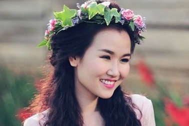 Nữ ca sĩ xinh đẹp lọt top 6 công dân trẻ tiêu biểu TPHCM 2015