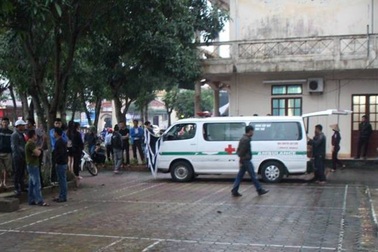 Vụ đặt thi thể sản phụ giữa sân bệnh viện: Chỉ là sự cố y khoa!