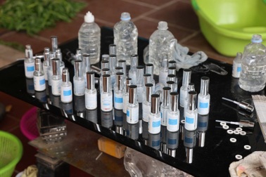 Triệt phá xưởng sản xuất kem tẩy trang, dưỡng da, trị mụn giả ở Bắc Giang