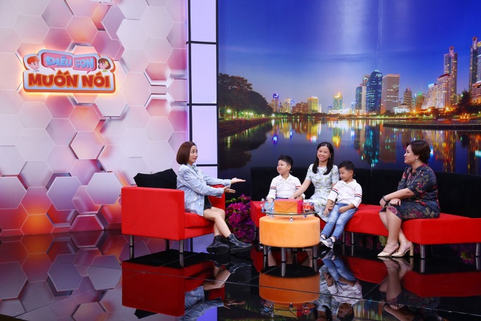 "Hài hước" trước suy nghĩ của bé trai 5 tuổi, khẳng định “đang cố gắng kiểm soát bản thân”
- Ảnh 2. "Hài hước" trước suy nghĩ của bé trai 5 tuổi, khẳng định “đang cố gắng kiểm soát bản thân”
- Ảnh 2.