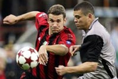 HLV Hiddink: ''PSV thua vì không có...Shevchenko'' 