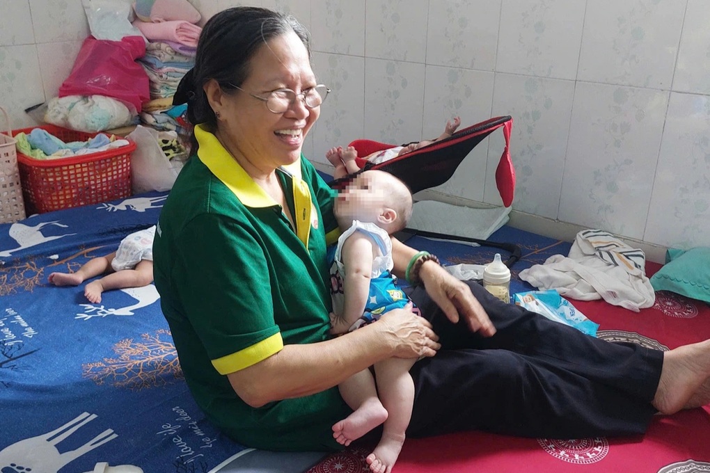 Đưa trẻ bị bạo hành ở Mái ấm Hoa Hồng về các cơ sở bảo trợ xã hội công lập - 2 Đưa trẻ bị bạo hành ở Mái ấm Hoa Hồng về các cơ sở bảo trợ xã hội công lập - 2