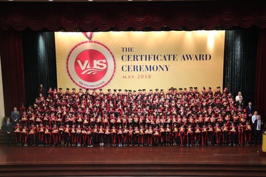 VUS trao chứng chỉ Cambridge cho 2.093 học viên và ra mắt chương trình hè 2018