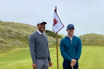 Tiger Woods và Rory McIlroy cùng chuẩn bị cho The Open Championship