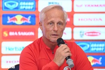 HLV đội tuyển Hong Kong ấn tượng với Quang Hải