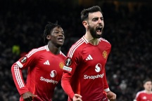 Man Utd có động thái bất ngờ trước khi gặp đội bóng của HLV Kim Sang Sik