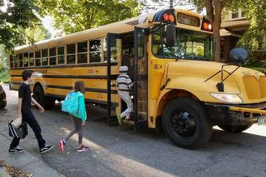 Các nước áp dụng công nghệ gì để chống việc quên trẻ trên ô tô?