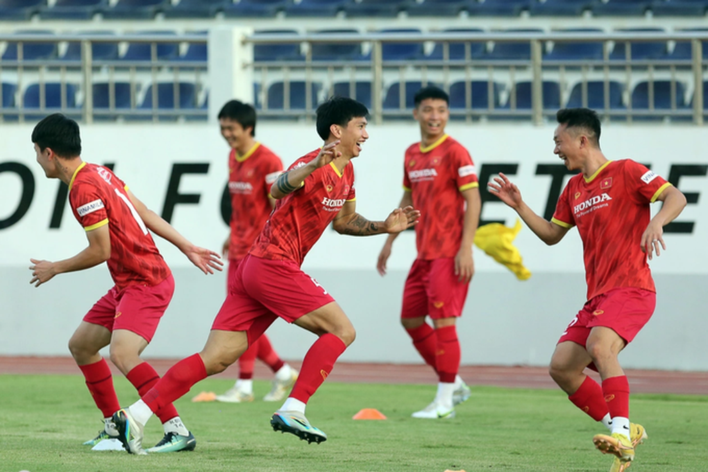 Đội tuyển Việt Nam hạ Philippines nhờ bàn thắng ở phút bù giờ - 5