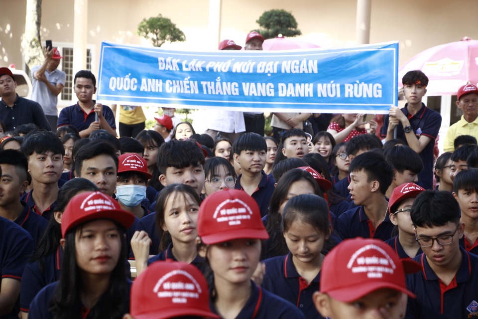 Thắng áp đảo đối thủ, nữ sinh Ninh Bình vô địch Đường lên đỉnh Olympia 2020 - 5 Thắng áp đảo đối thủ, nữ sinh Ninh Bình vô địch Đường lên đỉnh Olympia 2020 - 5