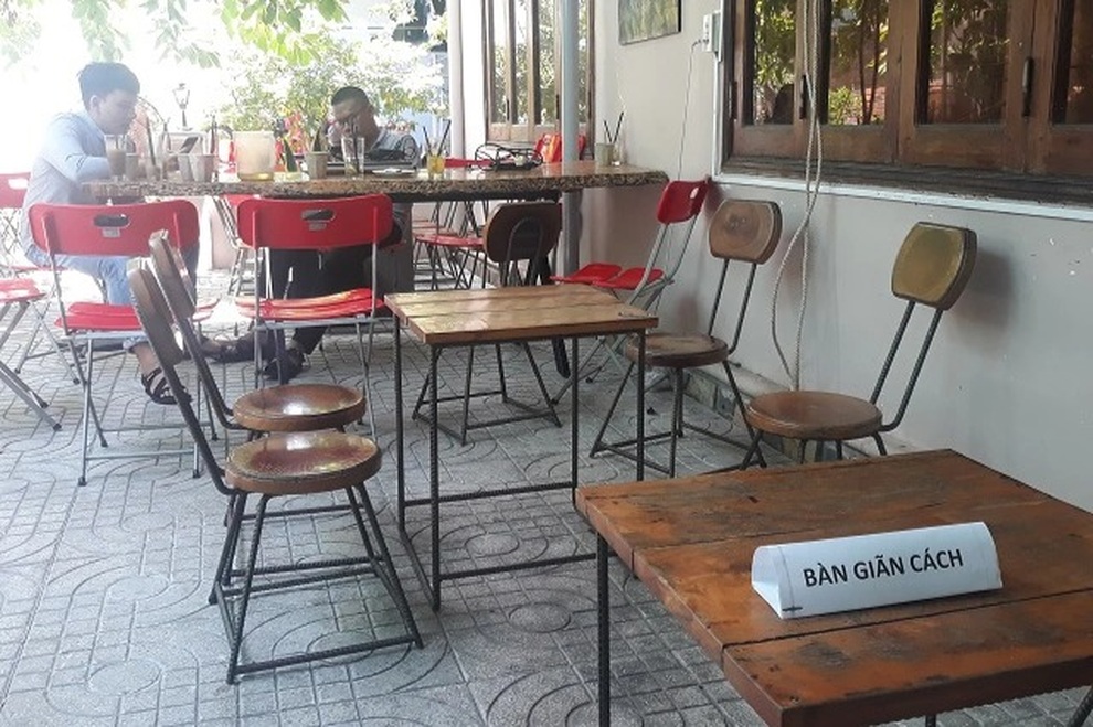 Bình Định cấm quán ăn, cà phê phục vụ tại chỗ từ 0h ngày 29/6 - 1 Bình Định cấm quán ăn, cà phê phục vụ tại chỗ từ 0h ngày 29/6 - 1