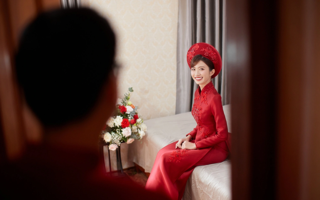 Diễn viên Ngọc Huyền bật khóc trong lễ ăn hỏi với bạn trai kém tuổi - 3 Diễn viên Ngọc Huyền bật khóc trong lễ ăn hỏi với bạn trai kém tuổi - 3