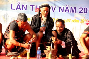 Lần đầu tiên, đồng bào Kor Quảng Nam tổ chức lễ hội cầu mưa