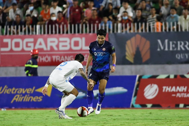 CLB Bình Định chia điểm với Nam Định trên sân nhà