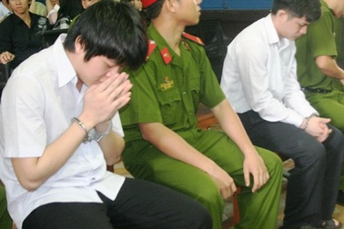 Kẻ sát hại Phó Bí thư quận ủy Phú Nhuận tiếp tục hầu tòa