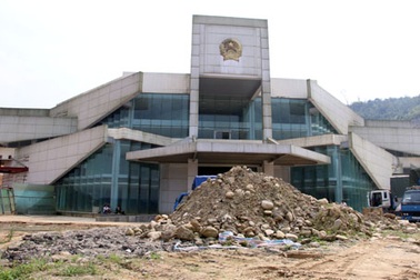 "Bi đát" những công trình trăm tỷ ở Cửa khẩu Quốc tế Cầu Treo