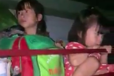 Người dân Đà Nẵng kêu cứu khi nhà ngập sâu